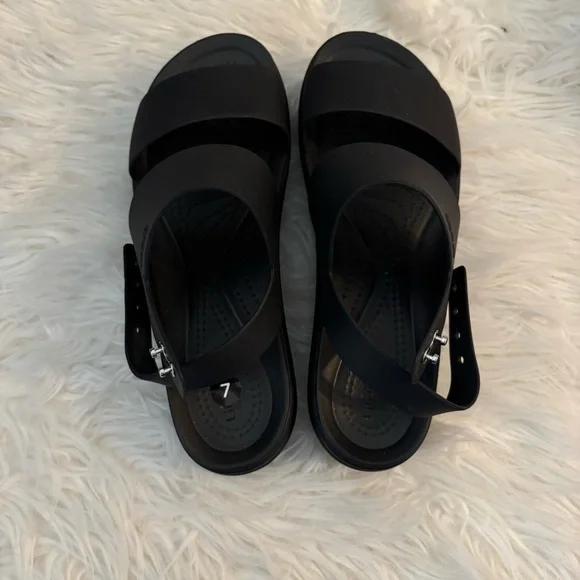 COPY - Crocs Brooklyn Black Sandals Size 7 - Picture 3 of 3